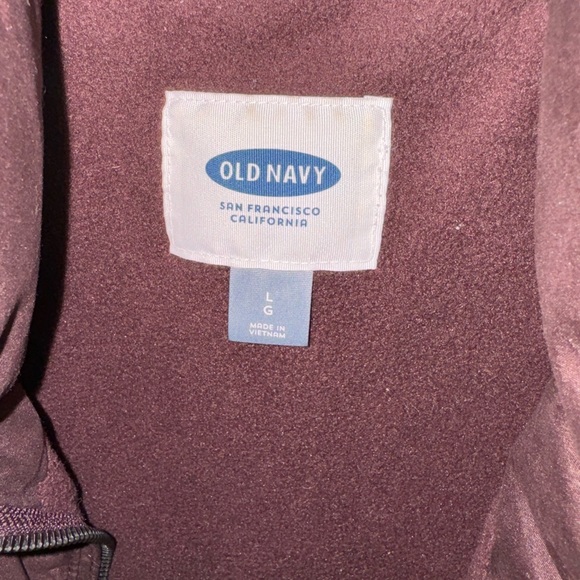 Old Navy puffer vest - Picture 3 of 4